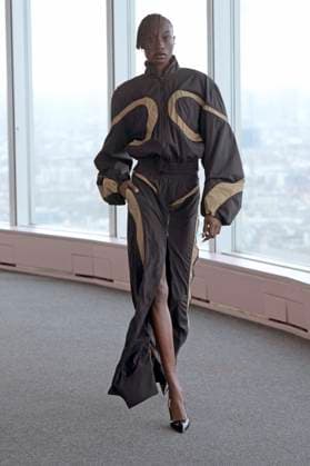 SRVC Studio London Ready to wear fall winter 2025:26 LONDON February 2025 SRVC Studio London Ready to wear fall winter 2025:26 LONDON February 2025, Credit:Zeppelin Avalon  Copyright: xZeppelinx xAvalonx 0967966677