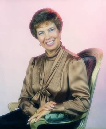 Moscow, USSR. Soviet public figure, wife of the General Secretary of the CPSU Central Committee Mikhail Gorbachev Raisa Gorbacheva poses for a picture. Yuri Lizunov, Alexander Chumichev TASS  1635795