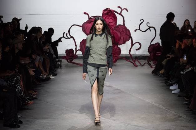 Chet Lo AW25 Show At London Fashion Week LONDON, UNITED KINGDOM - FEBRUARY 23, 2025: A model walks the runway during Chet Lo Autumn Winter 2025 show at London Fashion Week in London, United Kingdom on February 23, 2025. London Greater London United Kingdom  Copyright: xWIktorxSzymanowiczx originalFilename: szymanowicz-chetloaw250223_npomT.jpg