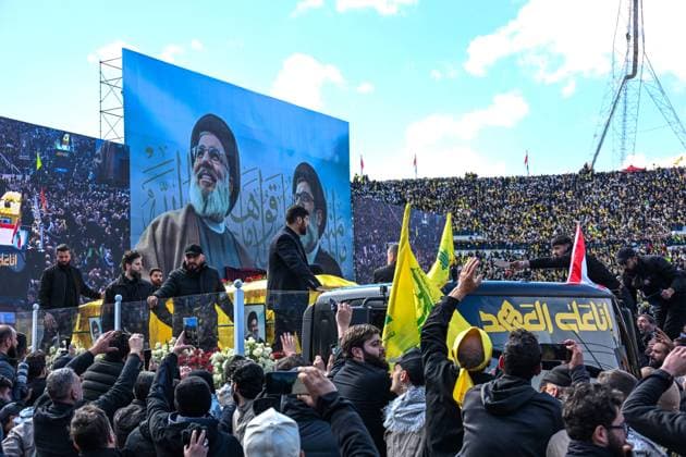 Bilder des Jahres 2025, News 02 Februar News Themen der Woche KW08 News Bilder des Tages Funeral of Hassan Nasrallah and Hashem Safieddine - Beirut Funeral for Hezbollah General Secretaries Hassan Nasrallah and Hashem Safieddine, both killed by Israel, some five months ago, in Beirut, Lebanon, on February 23rd, 2025. Photo by Ammar Abd Rabbo ABACAPRESS.COM Beirut Lebanon  Copyright: xAbdxRabboxAmmar ABACAx