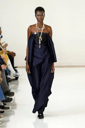 Entertainment Bilder des Tages Toga London Ready to wear fall winter 2025:26 LONDON February 2025 Toga London Ready to wear fall winter 2025:26 LONDON February 2025, Credit:Zeppelin Avalon  Copyright: xZeppelinx xAvalonx 0968119469