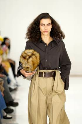 Toga London Ready to wear fall winter 2025:26 LONDON February 2025 Toga London Ready to wear fall winter 2025:26 LONDON February 2025, Credit:Zeppelin Avalon  Copyright: xZeppelinx xAvalonx 0968120020