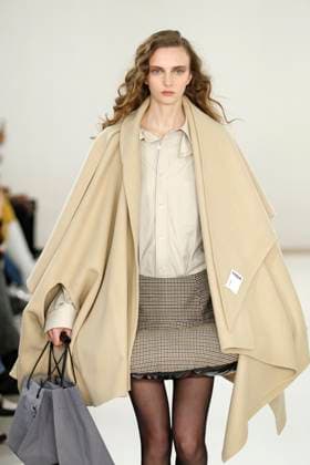 Toga London Ready to wear fall winter 2025:26 LONDON February 2025 Toga London Ready to wear fall winter 2025:26 LONDON February 2025, Credit:Zeppelin Avalon  Copyright: xZeppelinx xAvalonx 0968120169