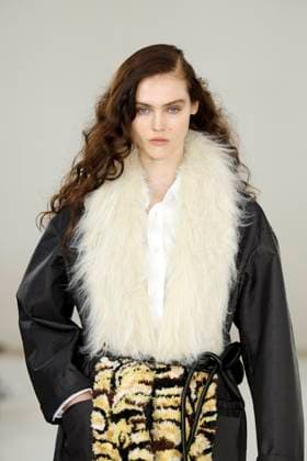 Toga London Ready to wear fall winter 2025:26 LONDON February 2025 Toga London Ready to wear fall winter 2025:26 LONDON February 2025, Credit:Zeppelin Avalon  Copyright: xZeppelinx xAvalonx 0968120301