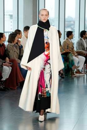 Roksanda London Ready to wear fall winter 2025:26 LONDON February 2025 Roksanda London Ready to wear fall winter 2025:26 LONDON February 2025, Credit:Zeppelin Avalon  Copyright: xZeppelinx xAvalonx 0968142252