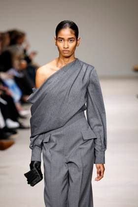 Emilia Wickstead London Ready to wear fall winter 2025:26 LONDON February 2025 Emilia Wickstead London Ready to wear fall winter 2025:26 LONDON February 2025, Credit:Zeppelin Avalon  Copyright: xZeppelinx xAvalonx 0968142885