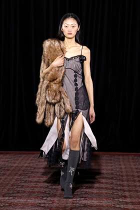 Simone Rocha London Ready to wear fall winter 2025:26 LONDON February 2025 Simone Rocha London Ready to wear fall winter 2025:26 LONDON February 2025, Credit:Zeppelin Avalon  Copyright: xZeppelinx xAvalonx 0968157181