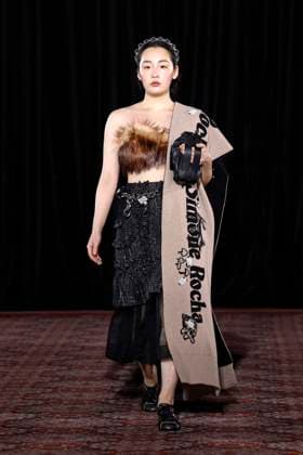 Simone Rocha London Ready to wear fall winter 2025:26 LONDON February 2025 Simone Rocha London Ready to wear fall winter 2025:26 LONDON February 2025, Credit:Zeppelin Avalon  Copyright: xZeppelinx xAvalonx 0968157505