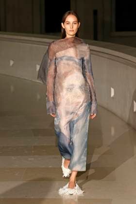 Erdem London Ready to wear fall winter 2025:26; LONDON February 2025 Erdem London Ready to wear fall winter 2025:26; LONDON February 2025, Credit:Zeppelin Avalon  Copyright: xZeppelinx xAvalonx 0968247908