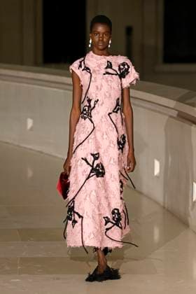 Erdem London Ready to wear fall winter 2025:26; LONDON February 2025 Erdem London Ready to wear fall winter 2025:26; LONDON February 2025, Credit:Zeppelin Avalon  Copyright: xZeppelinx xAvalonx 0968247946