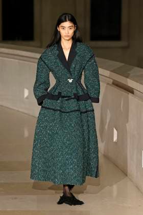Erdem London Ready to wear fall winter 2025:26; LONDON February 2025 Erdem London Ready to wear fall winter 2025:26; LONDON February 2025, Credit:Zeppelin Avalon  Copyright: xZeppelinx xAvalonx 0968248096