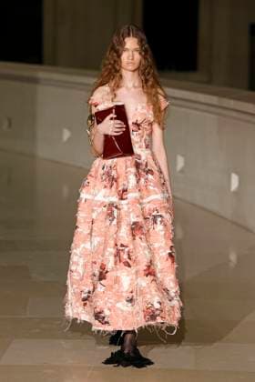 Erdem London Ready to wear fall winter 2025:26; LONDON February 2025 Erdem London Ready to wear fall winter 2025:26; LONDON February 2025, Credit:Zeppelin Avalon  Copyright: xZeppelinx xAvalonx 0968248119