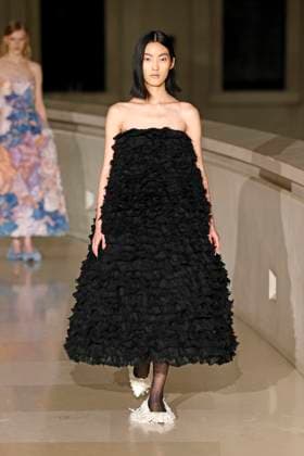 Erdem London Ready to wear fall winter 2025:26; LONDON February 2025 Erdem London Ready to wear fall winter 2025:26; LONDON February 2025, Credit:Zeppelin Avalon  Copyright: xZeppelinx xAvalonx 0968248262