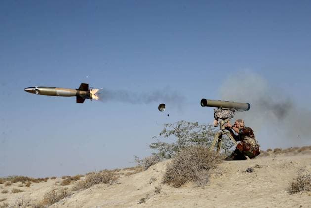 February 24, 2025, Makran, Iran: The Islamic Republic of Iran Army engages in the main phase of the joint Zolfaghar 1403 military drills along the Makran coastlines, in the Sea of Oman, and the northern Indian Ocean. Iran s Army has launched large-scale drills, deploying ground forces, armored units, defense systems, and naval forces. The exercises aim to strengthen defense capabilities, enhance deterrence, and test new tactics, advanced weaponry, and cyber-electronic warfare. Army aviation also plays a key role, with Cobra and other helicopters conducting operations along the Makran coast to improve pilot skills and military readiness. Makran Iran - ZUMAi98_ 20250224_zih_i98_023 Copyright: xIranianxArmyxOfficex