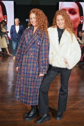 Milan, Milan Women s Fashion Week: Fall Winter 2025 - Women s Fashion, Fall Winter 2025.- Maryling fashion show - guests in the photo: Serena and Letizia Reginelli  Copyright: xSimonaxChiocciax xipa-agency.netx xSimonaxChiocciax IPA_Agency_IPA54521738