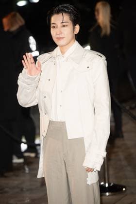 LFW AW25 Burberry Show Arrivals - TATE Britain, London, UK Wonwoo of South Korean boy band Seventeen attends Burberry s AW25 Runway Show at TATE Britain in London, England, UK on Monday 24 February 2025 during London Fashion Week February 2025. Justin Ng , Credit:Justin Ng Avalon UK, England, London, TATE Britain  Copyright: xJustinxNgx xAvalonx 0968507471
