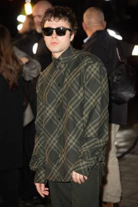 LFW AW25 Burberry Show Arrivals - TATE Britain, London, UK Lennon Gallagher attends Burberry s AW25 Runway Show at TATE Britain in London, England, UK on Monday 24 February 2025 during London Fashion Week February 2025. Justin Ng , Credit:Justin Ng Avalon UK, England, London, TATE Britain  Copyright: xJustinxNgx xAvalonx 0968545705