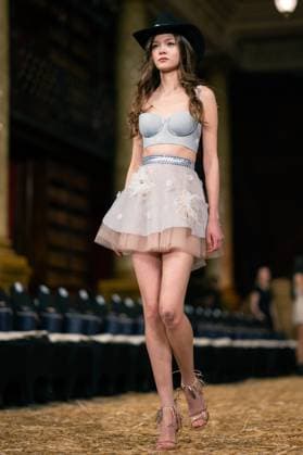 Aadnevik - Runway - LFW February 2024 LONDON, ENGLAND - 18 FEBRUARY: A model catwalks at the Aadnevik show during London Fashion Week February 2024 at on the 18 February, 2024 in London, England., Credit:Lounis Tiar Avalon United Kingdom, London  Copyright: xLounisxTiarx xAvalonx 0968550674