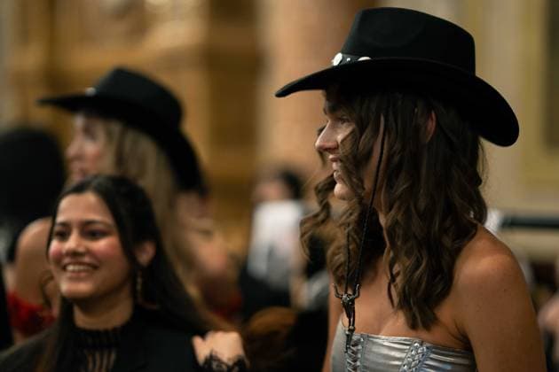 Aadnevik - Runway - LFW February 2025 LONDON, ENGLAND - 24 FEBRUARY: A model catwalks at the Aadnevik show during London Fashion Week on 24 February, 2024 in London, England., Credit:Lounis Tiar Avalon United Kingdom, London  Copyright: xLounisxTiarx xAvalonx 0968613182