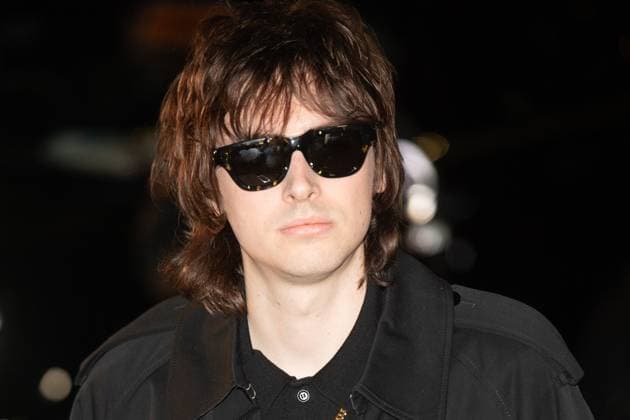 LFW AW25 Burberry Show Arrivals - TATE Britain, London, UK Gene Gallagher attends Burberry s AW25 Runway Show at TATE Britain in London, England, UK on Monday 24 February 2025 during London Fashion Week February 2025. Justin Ng , Credit:Justin Ng Avalon UK, England, London, TATE Britain  Copyright: xJustinxNgx xAvalonx 0968545403