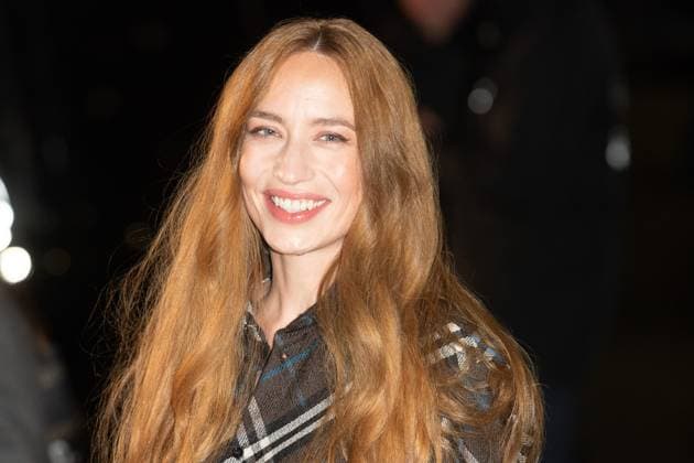 LFW AW25 Burberry Show Arrivals - TATE Britain, London, UK Elizabeth Jagger attends Burberry s AW25 Runway Show at TATE Britain in London, England, UK on Monday 24 February 2025 during London Fashion Week February 2025. Justin Ng , Credit:Justin Ng Avalon UK, England, London, TATE Britain  Copyright: xJustinxNgx xAvalonx 0968545909