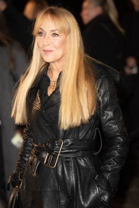 LFW AW25 Burberry Show Arrivals - TATE Britain, London, UK Jerry Hall attends Burberry s AW25 Runway Show at TATE Britain in London, England, UK on Monday 24 February 2025 during London Fashion Week February 2025. Justin Ng , Credit:Justin Ng Avalon UK, England, London, TATE Britain  Copyright: xJustinxNgx xAvalonx 0968545948