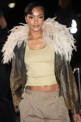 LFW AW25 Burberry Show Arrivals - TATE Britain, London, UK Jourdan Dunn attends Burberry s AW25 Runway Show at TATE Britain in London, England, UK on Monday 24 February 2025 during London Fashion Week February 2025. Justin Ng , Credit:Justin Ng Avalon UK, England, London, TATE Britain  Copyright: xJustinxNgx xAvalonx 0968546109