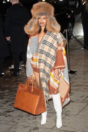 LFW AW25 Burberry Show Arrivals - TATE Britain, London, UK Selah Marley attends Burberry s AW25 Runway Show at TATE Britain in London, England, UK on Monday 24 February 2025 during London Fashion Week February 2025. Justin Ng , Credit:Justin Ng Avalon UK, England, London, TATE Britain  Copyright: xJustinxNgx xAvalonx 0968695417