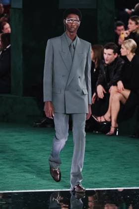 Milan, Milan, Milan Women s Fashion Week: Fall Winter 2025 - Gucci Fashion Show - Catwalk Milan, Milan Women s Fashion Week: Fall Winter 2025 - Women s Fashion, Fall Winter 2025 - Gucci Fashion Show - Catwalk. In the photo: Model- Women s Fashion, Fall Winter 2025 - Gucci Fashion Show - Catwalk. In the photo: Model Milan Italy  Copyright: xIPA ABACAx
