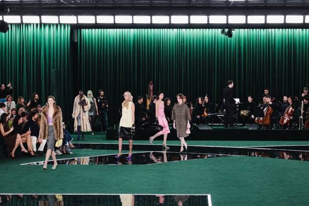 Milan, Milan, Milan Women s Fashion Week: Fall Winter 2025 - Gucci Fashion Show - Catwalk Milan, Milan Women s Fashion Week: Fall Winter 2025 - Women s Fashion, Fall Winter 2025 - Gucci Fashion Show - Catwalk. In the photo: Model- Women s Fashion, Fall Winter 2025 - Gucci Fashion Show - Catwalk. In the photo: Model Milan Italy  Copyright: xIPA ABACAx
