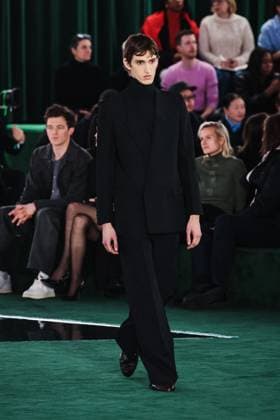 Milan, Milan, Milan Women s Fashion Week: Fall Winter 2025 - Gucci Fashion Show - Catwalk Milan, Milan Women s Fashion Week: Fall Winter 2025 - Women s Fashion, Fall Winter 2025 - Gucci Fashion Show - Catwalk. In the photo: Model- Women s Fashion, Fall Winter 2025 - Gucci Fashion Show - Catwalk. In the photo: Model Milan Italy  Copyright: xIPA ABACAx