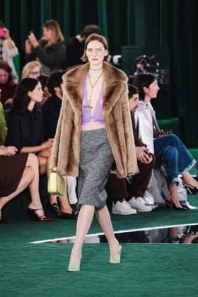MFW - Gucci Runway Model walks for Gucci show during Milan Fashion Week in Milan, Italy on February 25, 2025. Photo by Alessandro Bremec IPA ABACAPRESS.COM Milan Italy  Copyright: xIPA ABACAx