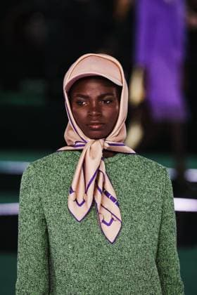 MFW - Gucci Runway Model walks for Gucci show during Milan Fashion Week in Milan, Italy on February 25, 2025. Photo by Alessandro Bremec IPA ABACAPRESS.COM Milan Italy  Copyright: xIPA ABACAx