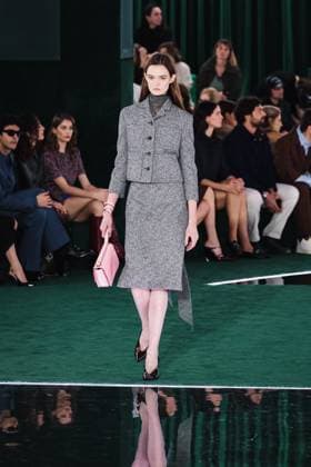 MFW - Gucci Runway Model walks for Gucci show during Milan Fashion Week in Milan, Italy on February 25, 2025. Photo by Alessandro Bremec IPA ABACAPRESS.COM Milan Italy  Copyright: xIPA ABACAx