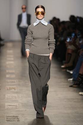 Milan, Milan Women s Fashion Week: Fall Winter 2025 26 - Women s Fashion, Fall Winter 2025 26 - Iceberg fashion show - catwalk in the photo: Model  Copyright: xRiccardoxGIordanox xipa-agency.netx xRiccardoxGIordanox IPA_Agency_IPA54562144