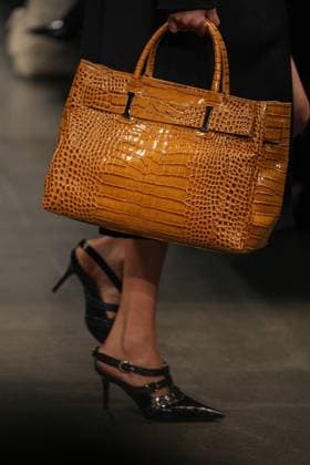 Milan, Milan Women s Fashion Week: Fall Winter 2025 26 - Women s Fashion, Fall Winter 2025 26 - Iceberg fashion show - catwalk in the photo: Bag detail  Copyright: xRiccardoxGIordanox xipa-agency.netx xRiccardoxGIordanox IPA_Agency_IPA54562256
