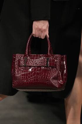 Milan, Milan Women s Fashion Week: Fall Winter 2025 26 - Women s Fashion, Fall Winter 2025 26 - Iceberg fashion show - catwalk in the photo: Bag detail  Copyright: xRiccardoxGIordanox xipa-agency.netx xRiccardoxGIordanox IPA_Agency_IPA54562273