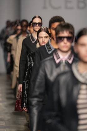 Milan, Milan Women s Fashion Week: Fall Winter 2025 26 - Women s Fashion, Fall Winter 2025 26 - Iceberg fashion show - catwalk in the photo: Model  Copyright: xRiccardoxGIordanox xipa-agency.netx xRiccardoxGIordanox IPA_Agency_IPA54562589
