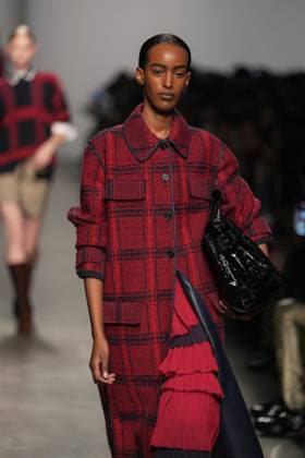 Milan, Italy: Milan, Milan Women s Fashion Week: Fall Winter 2025 26 - Women s Fashion, Fall Winter 2025 26 - Iceberg fashion show - catwalk in the photo: Model Milan Italy  - ZUMAp169 20250225_zea_p169_527 Copyright: xRiccardoxGIordanox