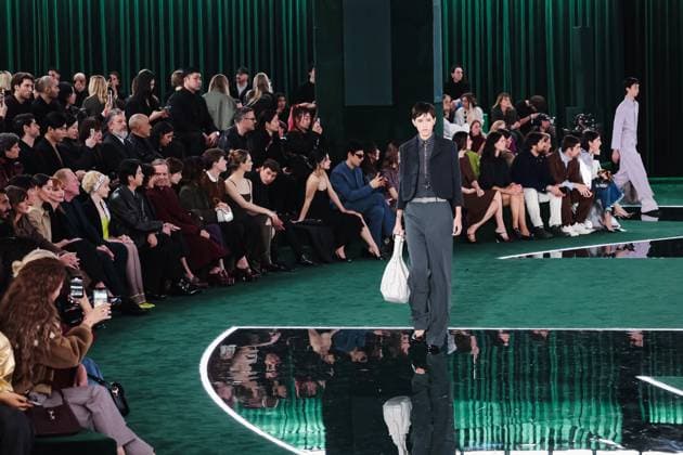 Milan, Milan Women s Fashion Week: Fall Winter 2025 - Women s Fashion, Fall Winter 2025 - Gucci Fashion Show - Catwalk. In the photo: Model- Women s Fashion, Fall Winter 2025 - Gucci Fashion Show - Catwalk. In the photo: Model  Copyright: xAlessandroxBremecx xipa-agency.netx xx IPA_Agency_IPA54563682