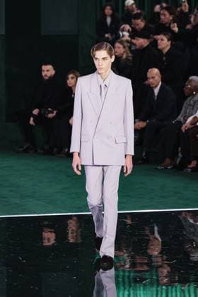 Milan, Milan Women s Fashion Week: Fall Winter 2025 - Women s Fashion, Fall Winter 2025 - Gucci Fashion Show - Catwalk. In the photo: Model- Women s Fashion, Fall Winter 2025 - Gucci Fashion Show - Catwalk. In the photo: Model  Copyright: xAlessandroxBremecx xipa-agency.netx xx IPA_Agency_IPA54563694