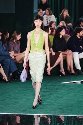 Milan, Milan Women s Fashion Week: Fall Winter 2025 - Women s Fashion, Fall Winter 2025 - Gucci Fashion Show - Catwalk. In the photo: Model- Women s Fashion, Fall Winter 2025 - Gucci Fashion Show - Catwalk. In the photo: Model  Copyright: xAlessandroxBremecx xipa-agency.netx xx IPA_Agency_IPA54563712