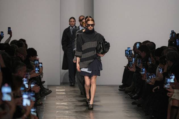 Milan, Italy: Milan, Milan Women s Fashion Week: Fall Winter 2025 26 - Women s Fashion, Fall Winter 2025 26 - Iceberg fashion show - catwalk in the photo: Model Milan Italy  - ZUMAp169 20250225_zea_p169_570 Copyright: xRiccardoxGIordanox