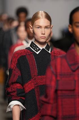 Milan, Italy: Milan, Milan Women s Fashion Week: Fall Winter 2025 26 - Women s Fashion, Fall Winter 2025 26 - Iceberg fashion show - catwalk in the photo: Model Milan Italy  - ZUMAp169 20250225_zea_p169_572 Copyright: xRiccardoxGIordanox