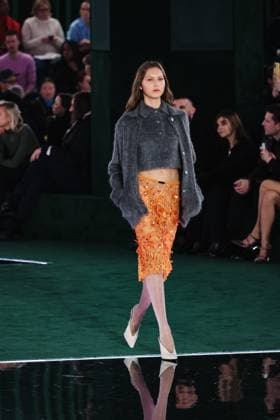 Milan, Milan, Milan Women s Fashion Week: Fall Winter 2025 - Gucci Fashion Show - Catwalk Milan, Milan Women s Fashion Week: Fall Winter 2025 - Women s Fashion, Fall Winter 2025 - Gucci Fashion Show - Catwalk. In the photo: Model- Women s Fashion, Fall Winter 2025 - Gucci Fashion Show - Catwalk. In the photo: Model Milan Italy  Copyright: xIPA ABACAx