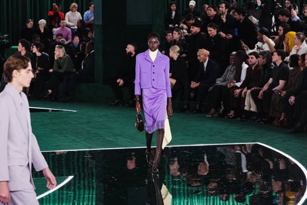 Milan, Milan, Milan Women s Fashion Week: Fall Winter 2025 - Gucci Fashion Show - Catwalk Milan, Milan Women s Fashion Week: Fall Winter 2025 - Women s Fashion, Fall Winter 2025 - Gucci Fashion Show - Catwalk. In the photo: Model- Women s Fashion, Fall Winter 2025 - Gucci Fashion Show - Catwalk. In the photo: Model Milan Italy  Copyright: xIPA ABACAx