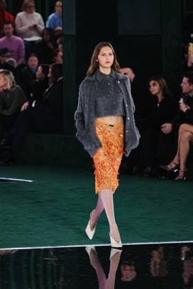 Milan, Italy: Milan, Milan Women s Fashion Week: Fall Winter 2025 - Women s Fashion, Fall Winter 2025 - Gucci Fashion Show - Catwalk. In the photo: Model- Women s Fashion, Fall Winter 2025 - Gucci Fashion Show - Catwalk. In the photo: Model Milan Italy  - ZUMAp169 20250225_zea_p169_603 Copyright: xAlessandroxBremecx