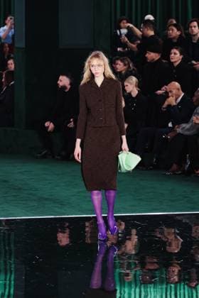 Milan, Italy: Milan, Milan Women s Fashion Week: Fall Winter 2025 - Women s Fashion, Fall Winter 2025 - Gucci Fashion Show - Catwalk. In the photo: Model- Women s Fashion, Fall Winter 2025 - Gucci Fashion Show - Catwalk. In the photo: Model Milan Italy  - ZUMAp169 20250225_zea_p169_604 Copyright: xAlessandroxBremecx