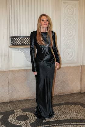 Milan, Italy: Milan, Milan Women s Fashion Week: Fall Winter 2025 26 - Women s Fashion, Fall Winter 2025 26.- Alberta Ferretti fashion show - guests - In the photo: Anna Dello Russo Milan Italy  - ZUMAp169 20250225_zea_p169_742 Copyright: xRiccardoxGIordanox