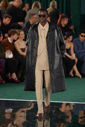 Gucci ready to wear fall winter 2025, Milan, February 2025. Gucci ready to wear fall winter 2025 runway at Milan fashion week, 25 February 2025., Credit:x Avalon London, UK  Copyright: xxx xAvalonx 0968818495